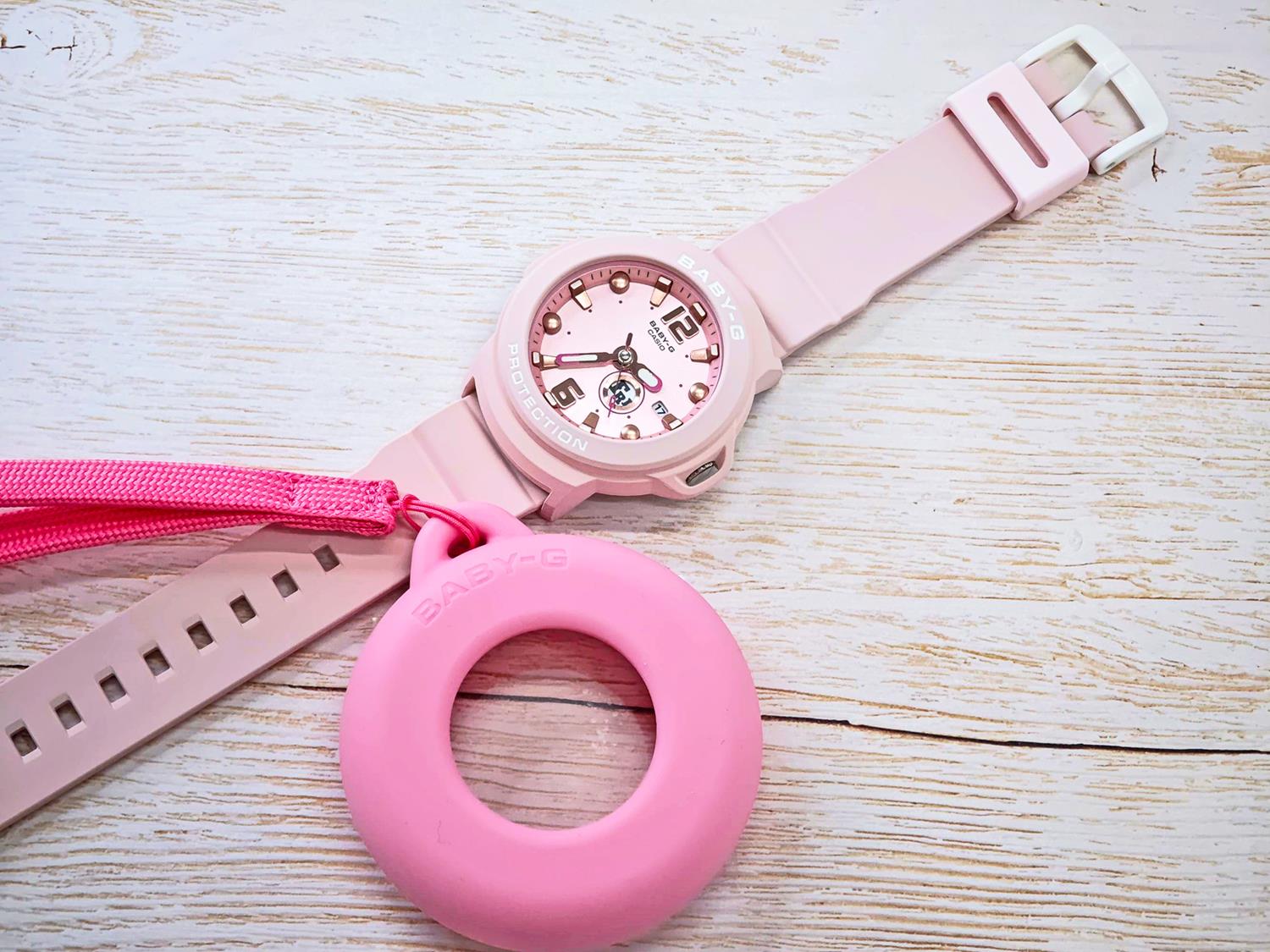 カシオ BABY-G BGA-15K-4AJR BABY-G+PLUS チャームになるホルダー付 秒針付き CASIO ベビーG 公式サイト掲載店【0426】※4月17日発売予定【店頭受取可能商品】