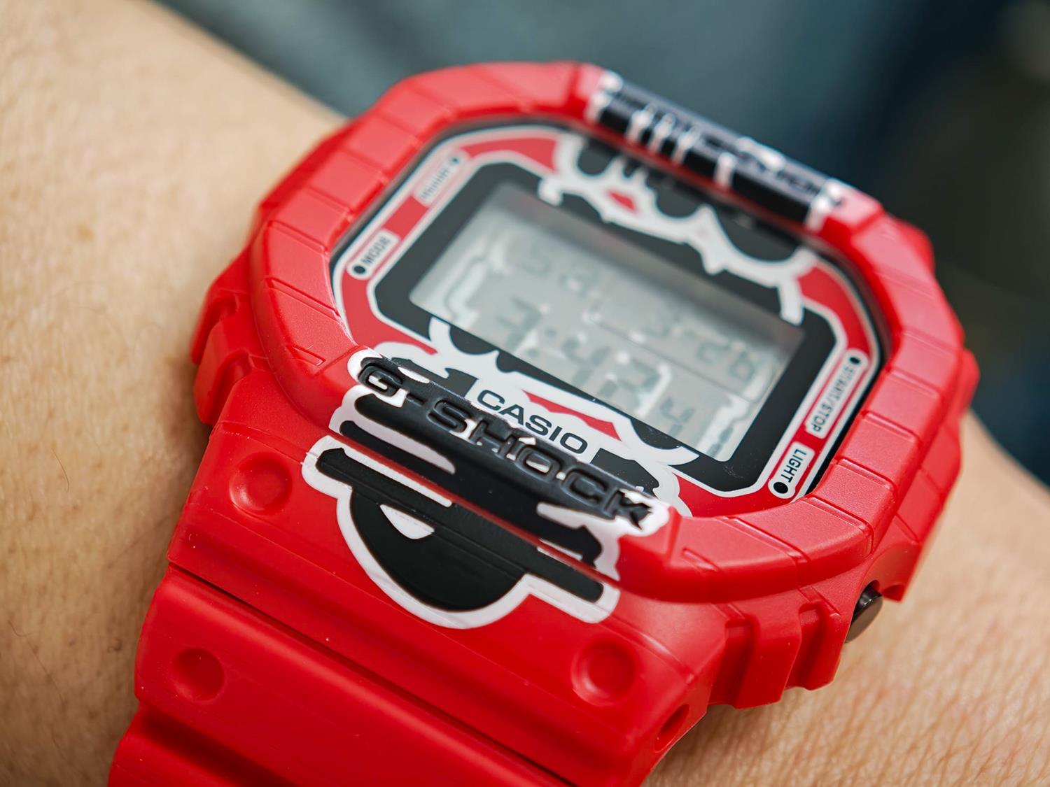 カシオ G-SHOCK DW-5600AKA-4JR 赤提灯 日本の酒場文化 バイオマスプラスチック 5年電池 日本製 ジーショック 5600シリーズ 腕時計 メンズ CASIO G-SHOCK公式掲載店【0426】【店頭受取可能商品】