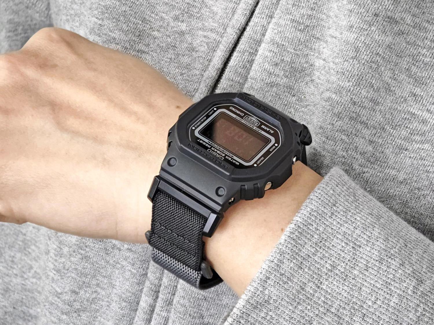 カシオ Gショック NEW CLOTH BANDシリーズ DW-5600MNC-1JF FIDLOCK製マグネットバックル クロスバンド  5600シリーズ CASIO G-SHOCK公式サイト掲載店【0326】