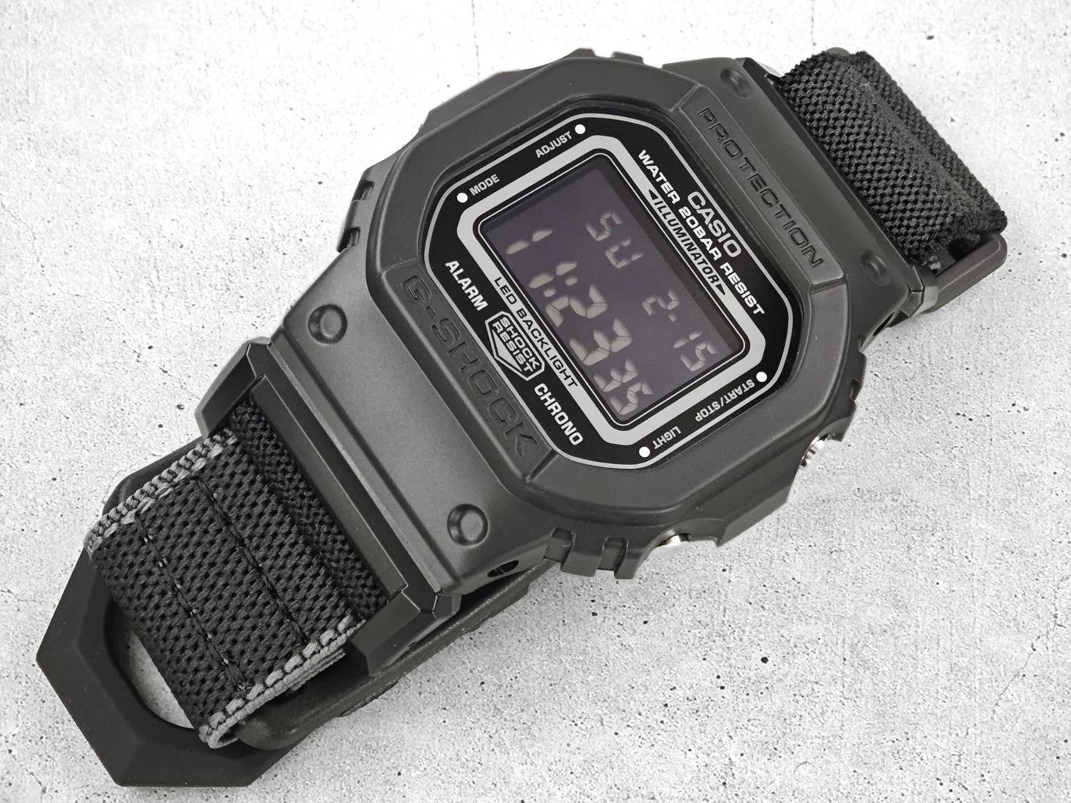 カシオ Gショック NEW CLOTH BANDシリーズ DW-5600MNC-1JF FIDLOCK製マグネットバックル クロスバンド  5600シリーズ CASIO G-SHOCK公式サイト掲載店【0326】