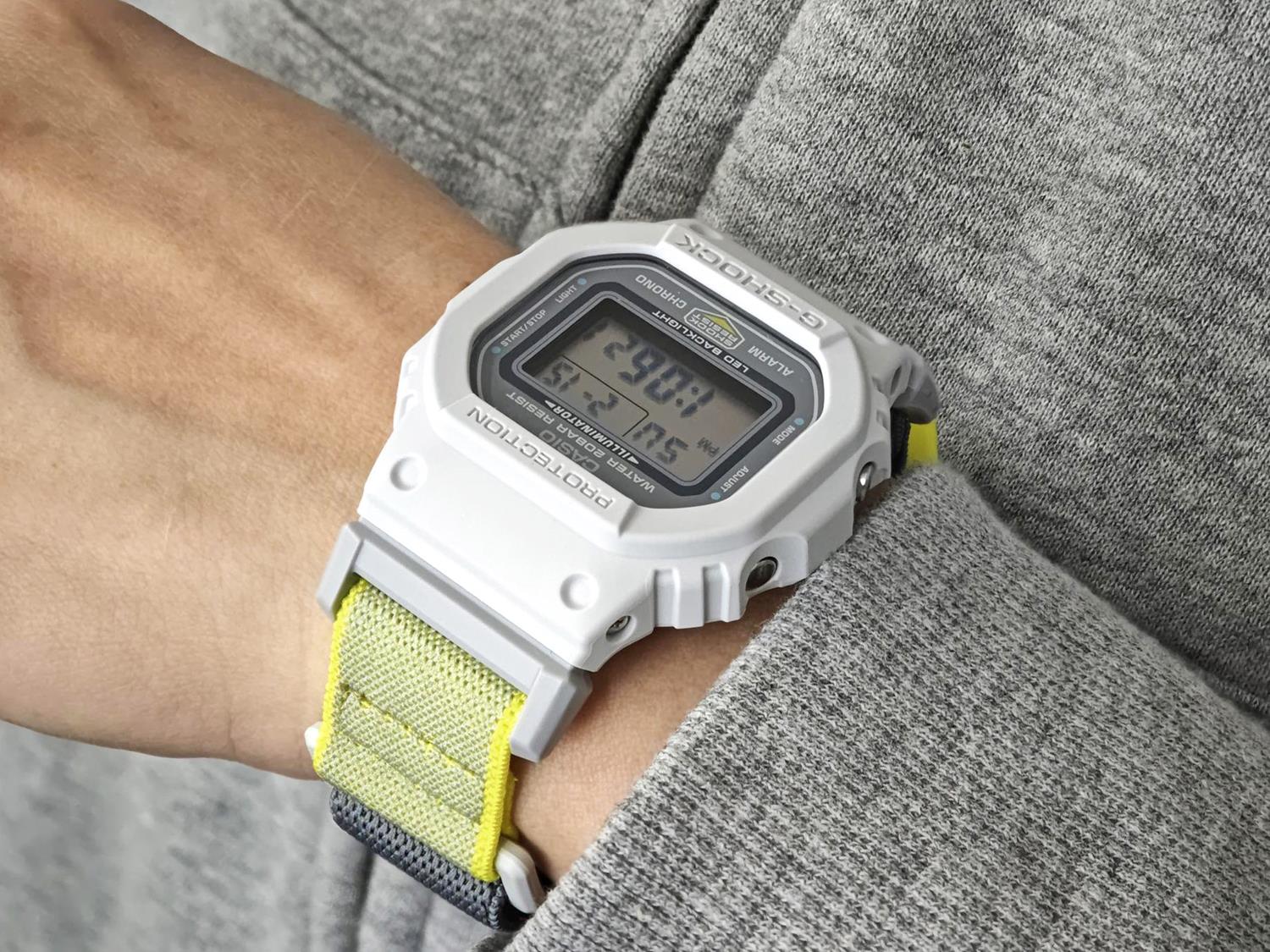 カシオ Gショック NEW CLOTH BANDシリーズ DW-5600MNC-7A8JF FIDLOCK製マグネットバックル クロスバンド  5600シリーズ CASIO G-SHOCK公式サイト掲載店【0326】※3月13日発売予定