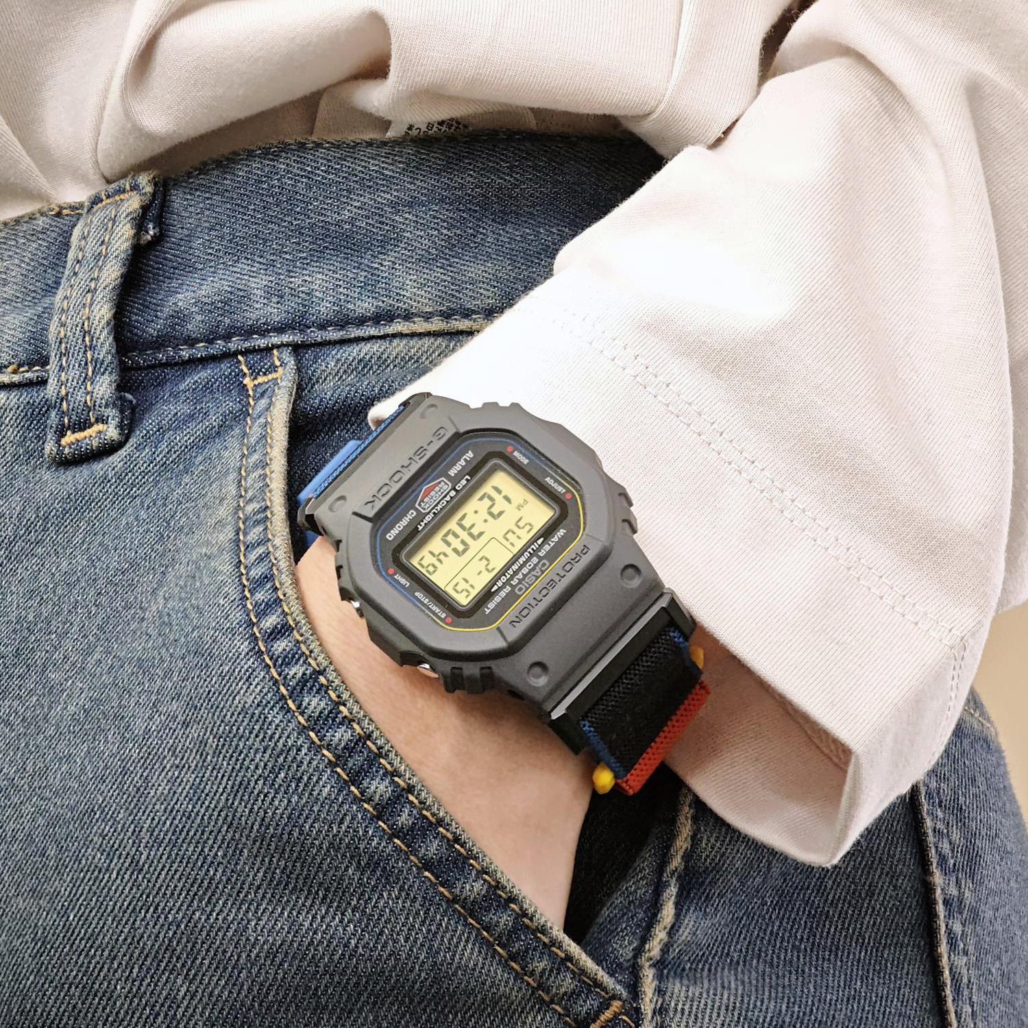 カシオ Gショック NEW CLOTH BANDシリーズ DW-5600MNC-8A2JF FIDLOCK製マグネットバックル クロスバンド  5600シリーズ CASIO G-SHOCK公式サイト掲載店【0326】※3月13日発売予定
