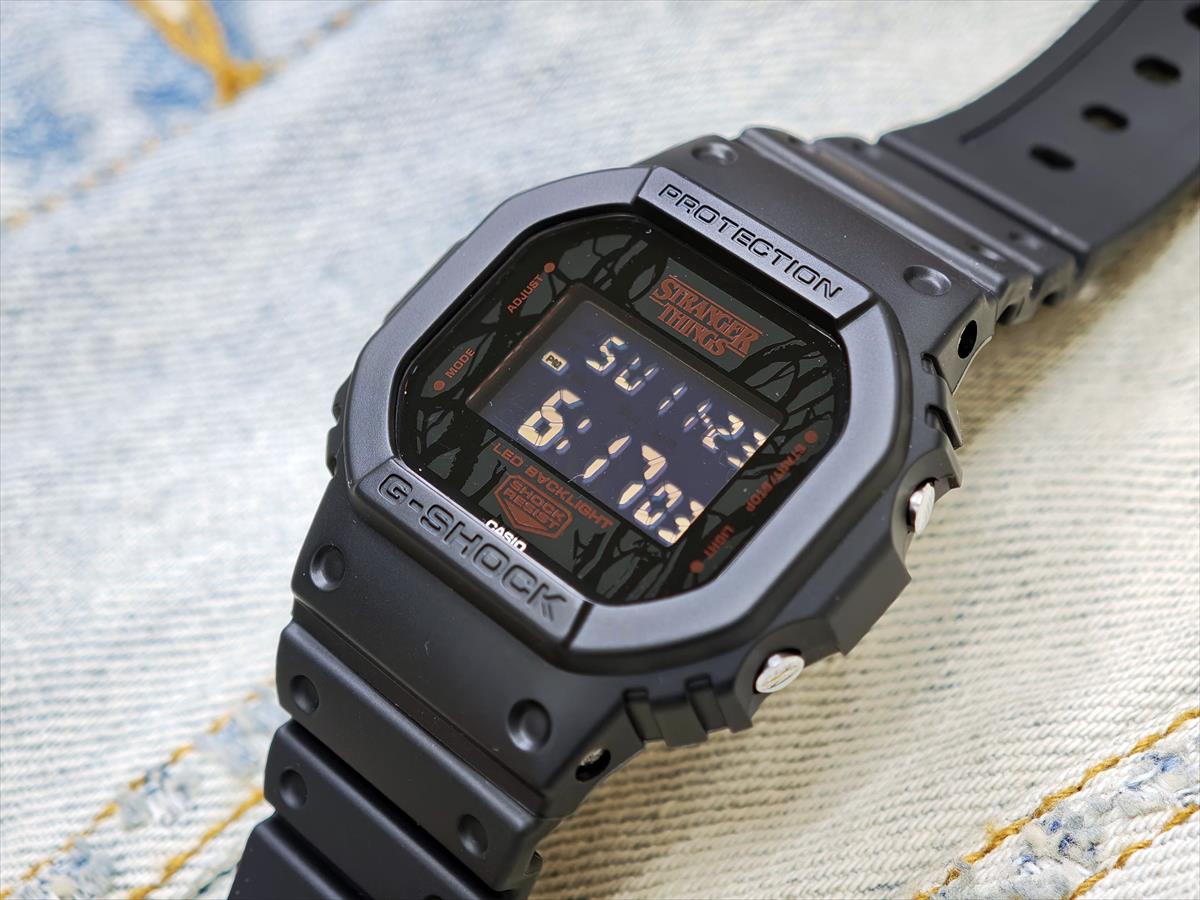 カシオ Gショック DW-5600STT-1JR ストレンジャー・シングス 未知の世界 コラボ Netflix STRANGER THINGS CASIO G-SHOCK 公式サイト掲載店【1225】【CX01】【店頭受取可能商品】