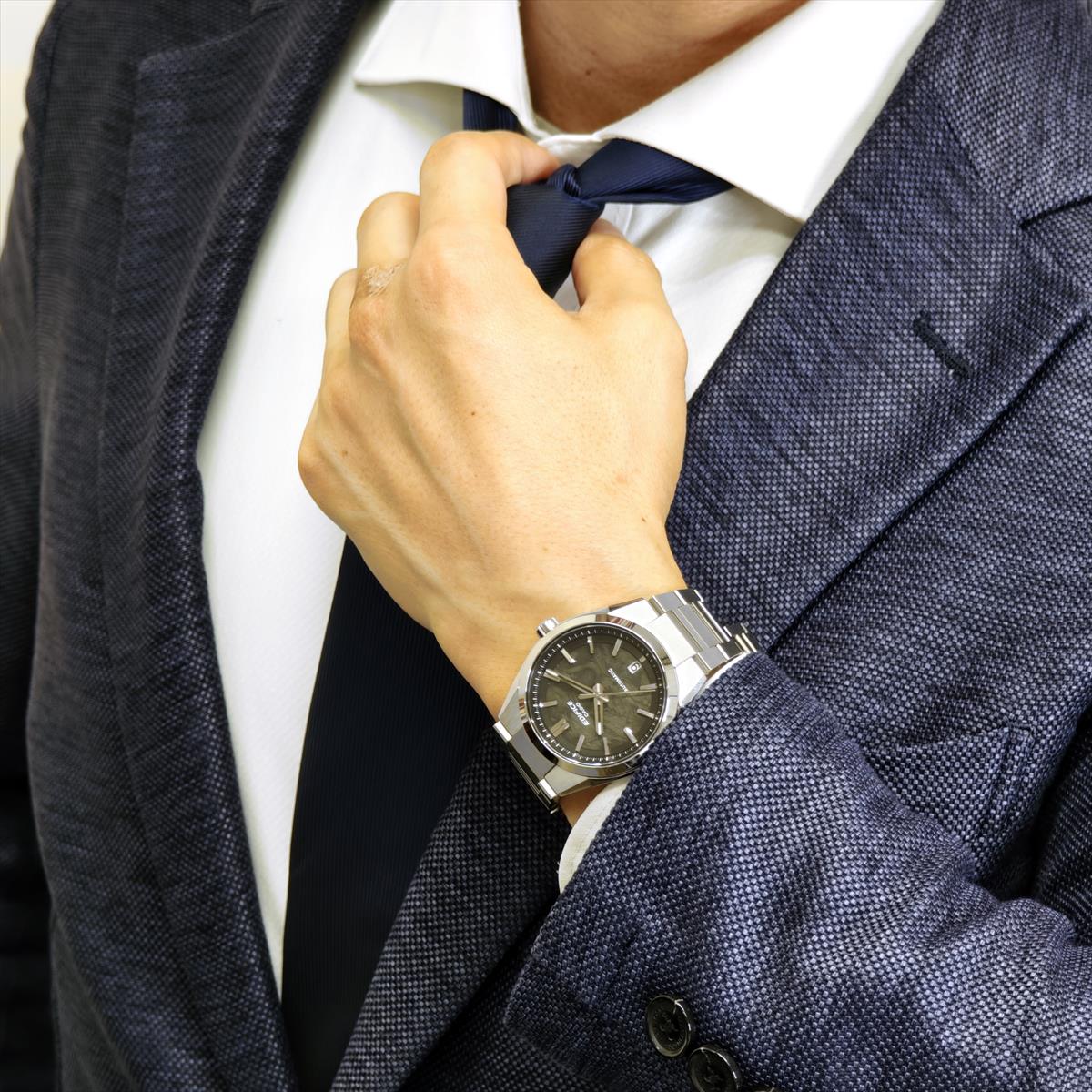 カシオ エディフィス EFK-100YCD-1AJF 自動巻き メカニカル フォージドカーボン文字板 シースルーバック メンズ 腕時計 CASIO EDIFICE【0725】_10spl