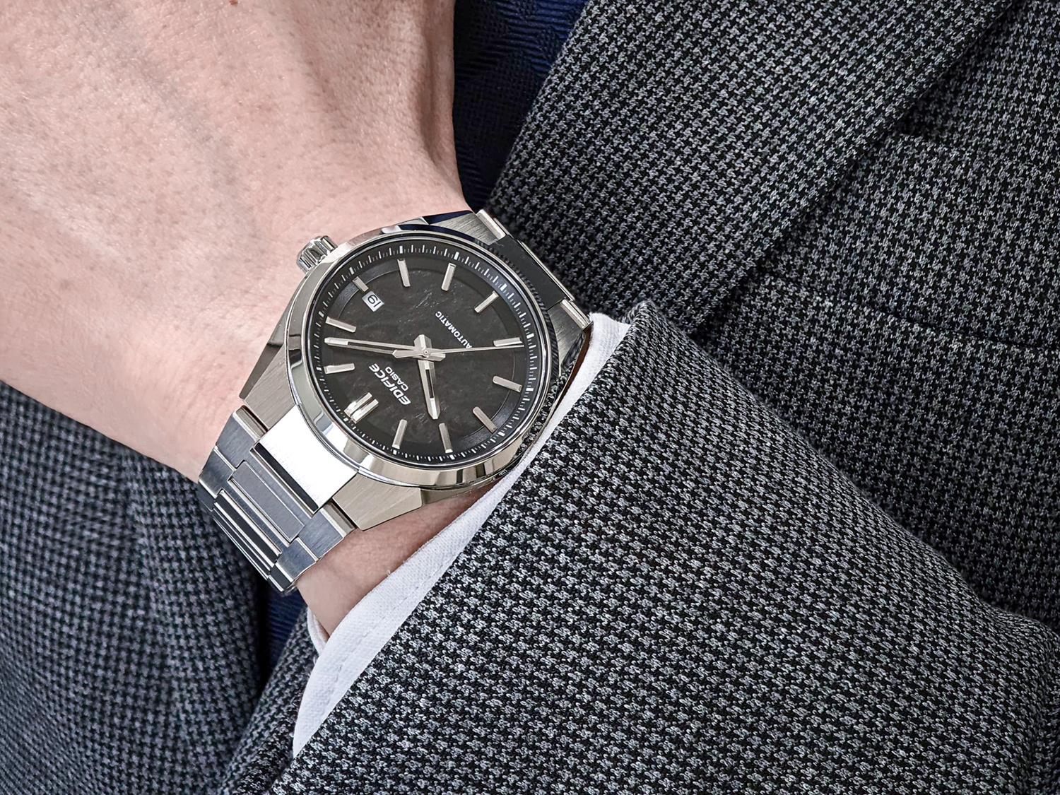 カシオ エディフィス EFK-110D-1AJF 機械式 自動巻き 日本製ムーブメント 38mm コンパクトケース サファイアガラス シースルーバック ステンレス メンズ 腕時計 CASIO EDIFICE AUTOMATIC【0426】※4月17日発売予定