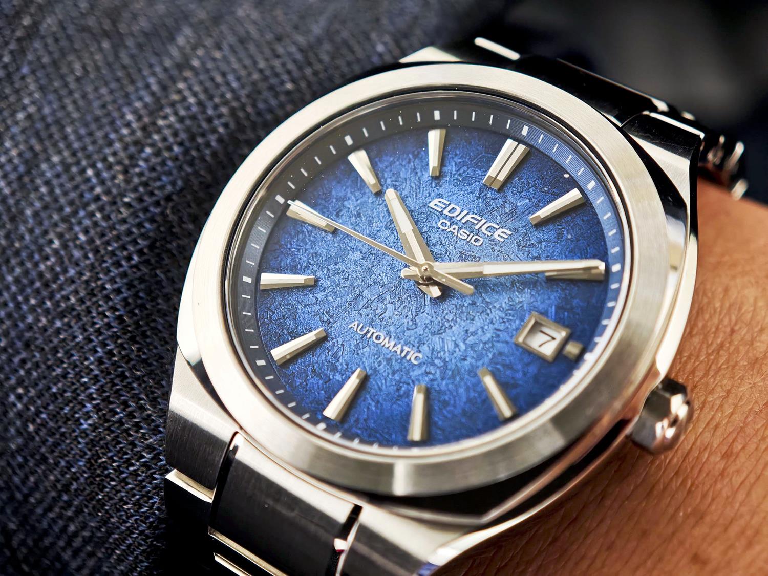 カシオ エディフィス CASIO EDIFICE EFK-200D-2AJF ブルーグラデーションダイアル 機械式 自動巻き シースルーバック サファイアガラス メンズ 腕時計 watch ビジネス カジュアル 【0726】