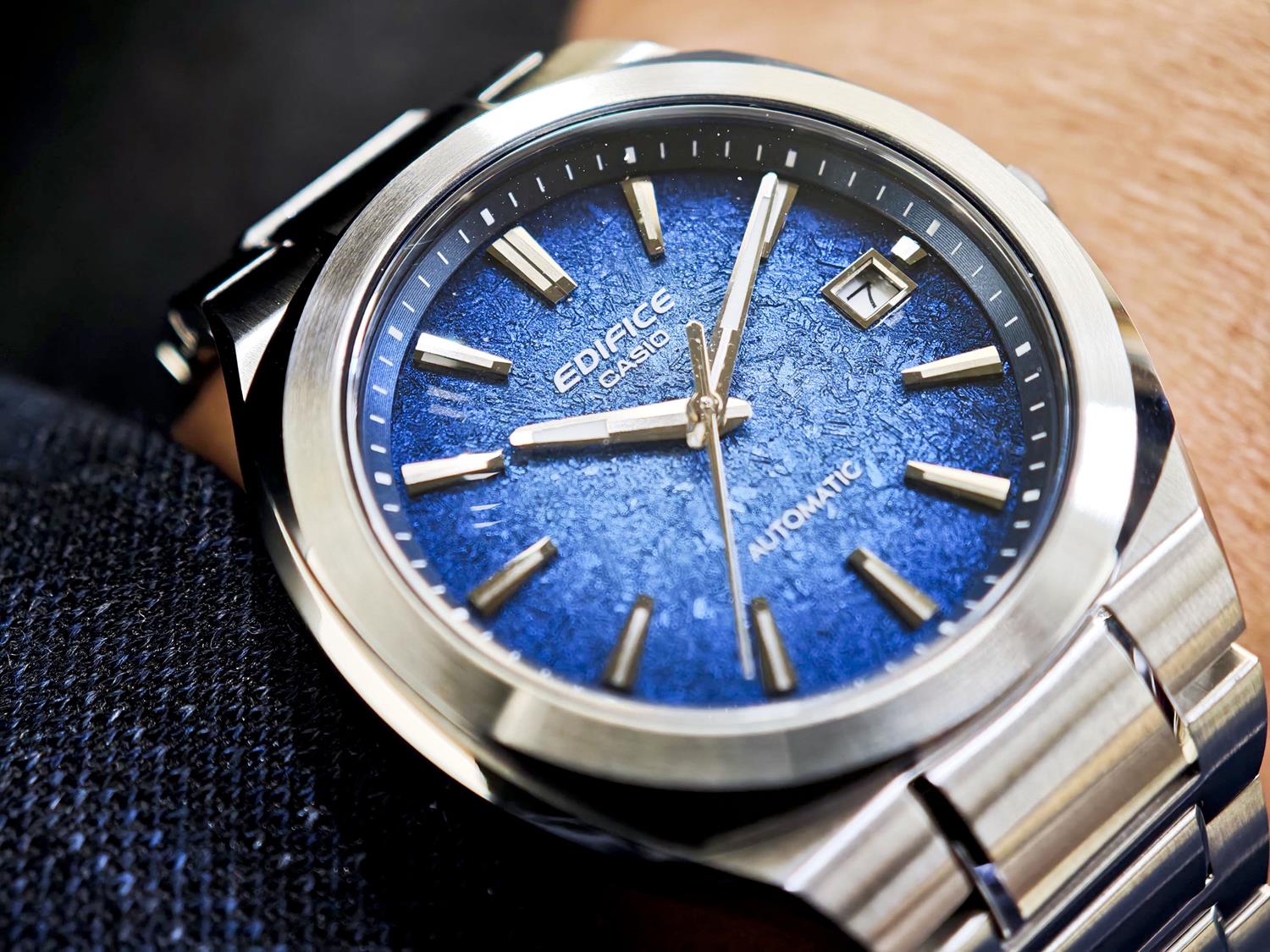 カシオ エディフィス CASIO EDIFICE EFK-200D-2AJF ブルーグラデーションダイアル 機械式 自動巻き シースルーバック サファイアガラス メンズ 腕時計 watch ビジネス カジュアル 【0726】