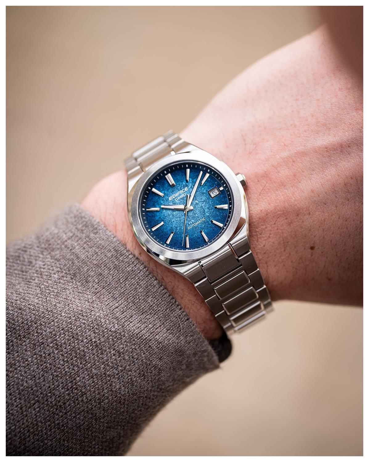 カシオ エディフィス CASIO EDIFICE EFK-200D-2AJF ブルーグラデーションダイアル 機械式 自動巻き シースルーバック サファイアガラス メンズ 腕時計 watch ビジネス カジュアル 【0726】