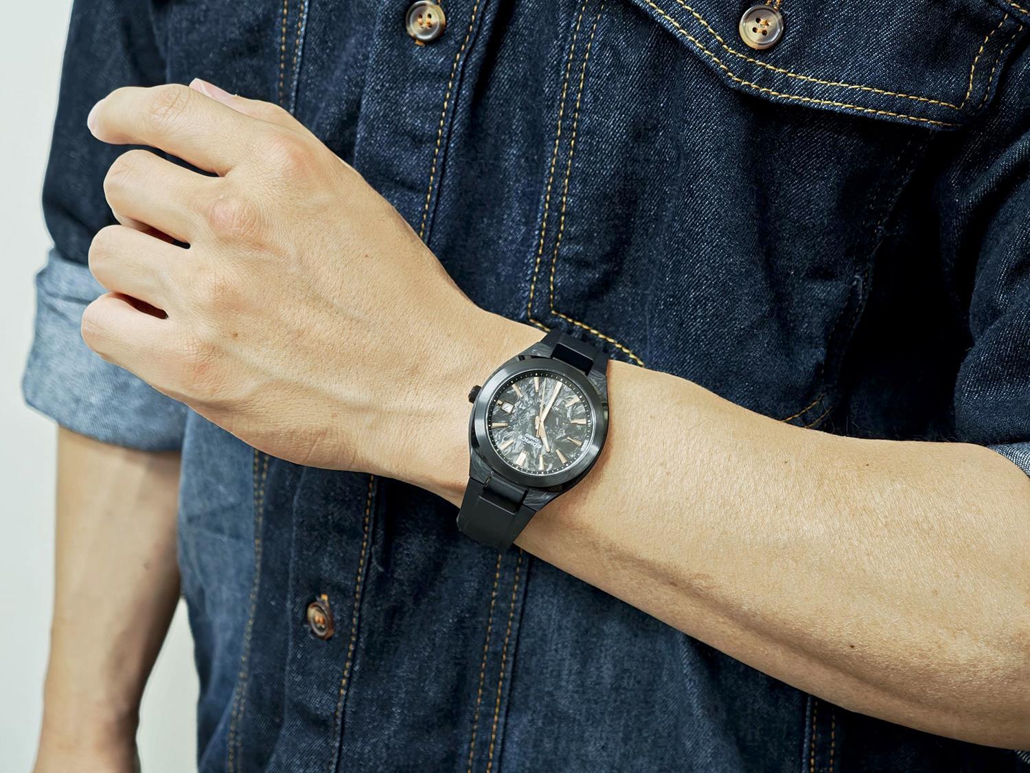 カシオ エディフィス CASIO EDIFICE EFK-200XPB-1AJF マーブルブラック ローズゴールド フォージドカーボンケース＆ダイアル  シースルーバック サファイアガラス メンズ 腕時計 watch  【0726】