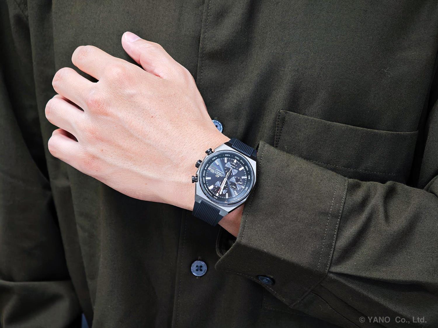カシオ エディフィス CASIO EDIFICE EFS-S660PB-1AJF ソーラー 10気圧防水 1/20秒クロノグラフ タキメーター サファイアガラス CASIO EDIFICE【0826】※8月7日発売予定