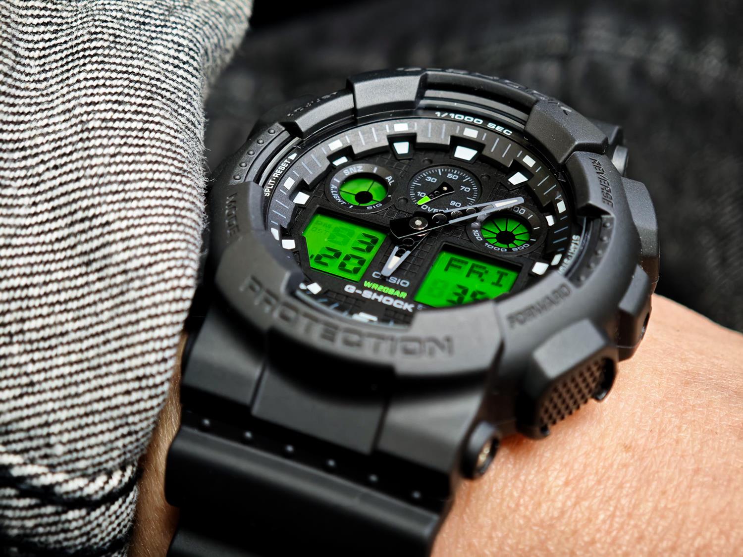 カシオ G-SHOCK GA-100BEG-1AJF BLACK AND ELECTRO GREEN ブラック エレクトログリーン ビッグケース 耐磁時計ジーショック 腕時計 メンズ CASIO G-SHOCK公式掲載店【0426】【店頭受取可能商品】