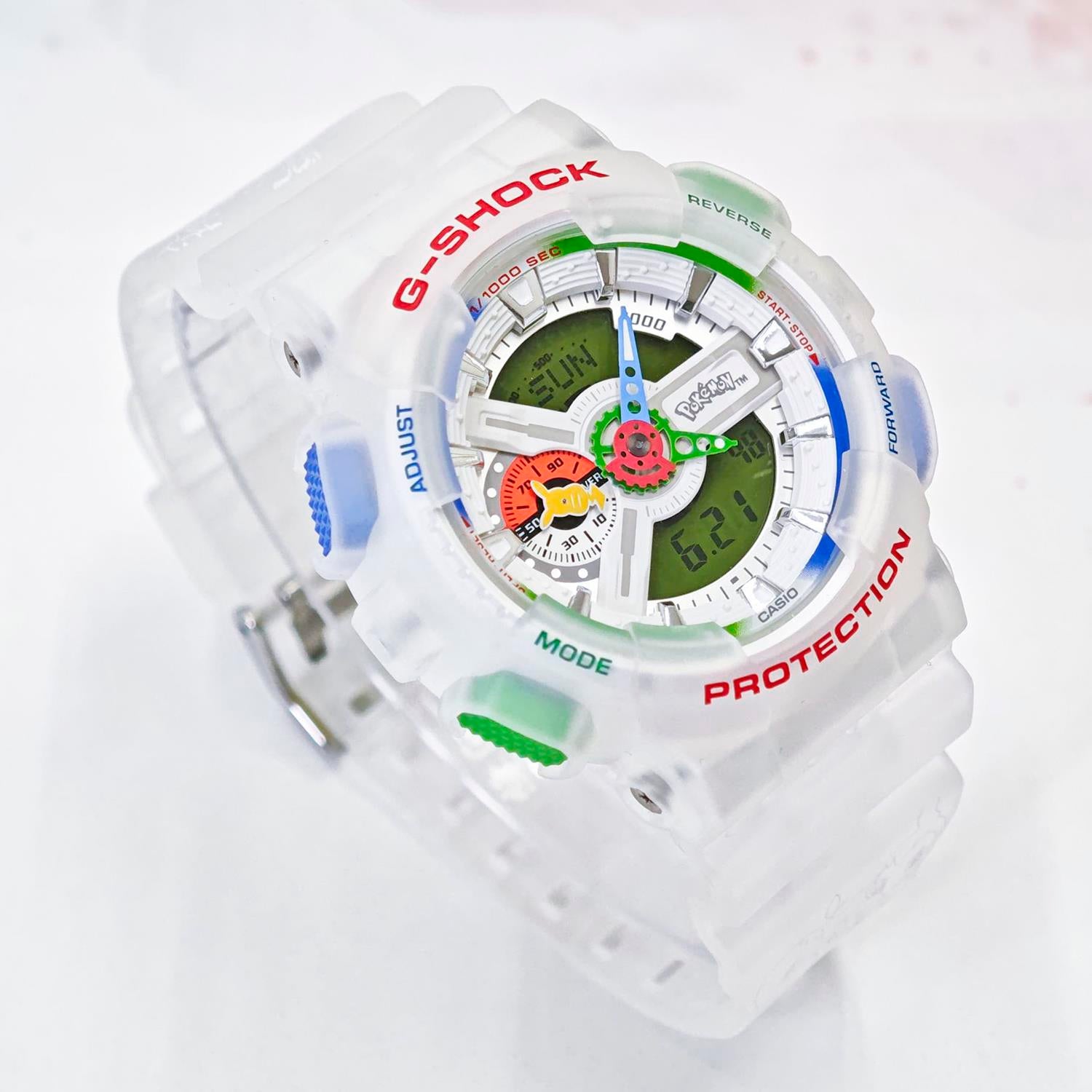 カシオ Gショック CASIO G-SHOCK ポケモン 30周年記念 コラボレーションモデル GA-110PKM-7AJR ピカチュウ ミュウ モンスターボール  メンズ 腕時計 watch カシオ ジーショック CASIO G-SHOCK 公式サイト掲載店【0726】【cx01】【店頭受取可能商品】