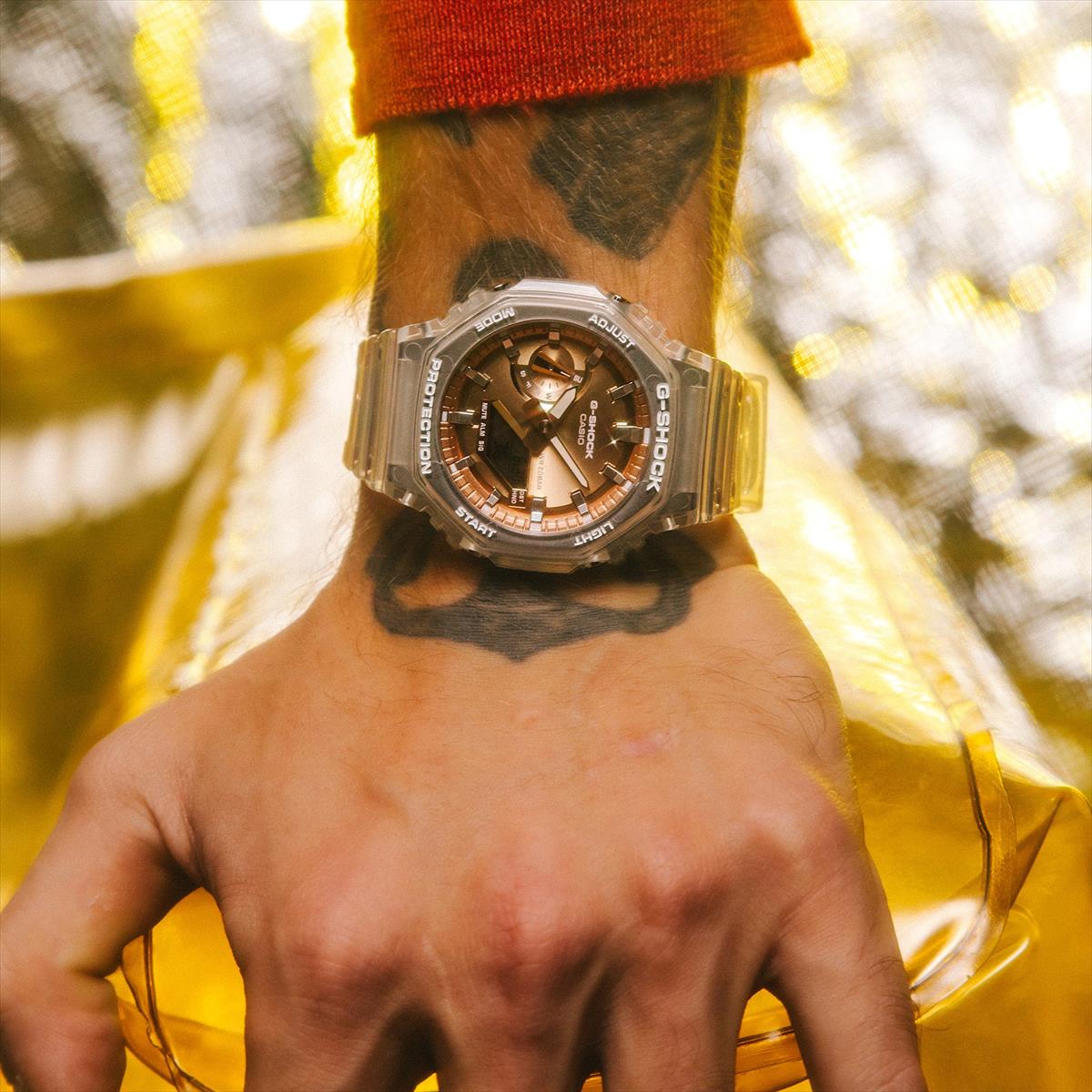 カシオ Gショック GA-2100BM-7A5JF BRIGHT	METALLIC DIAL SERIES CASIO G-SHOCK 公式掲載店 【0425】【店頭受取可能商品】