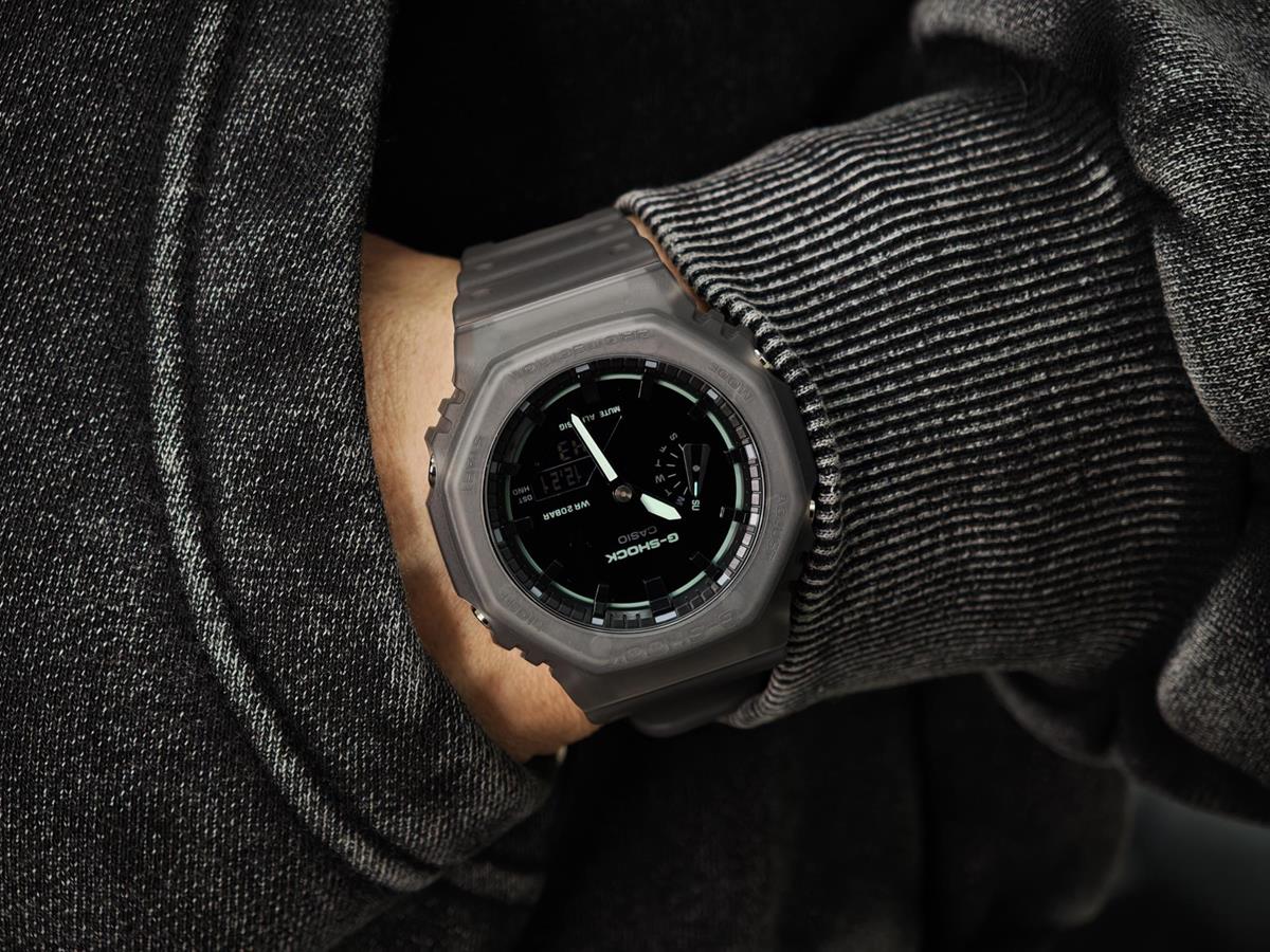 カシオ Gショック GA-2100K-1AJFスモークライトコンセプトモデル CASIO G-SHOCK 公式サイト掲載店【0126】【rx01】【店頭受取可能商品】
