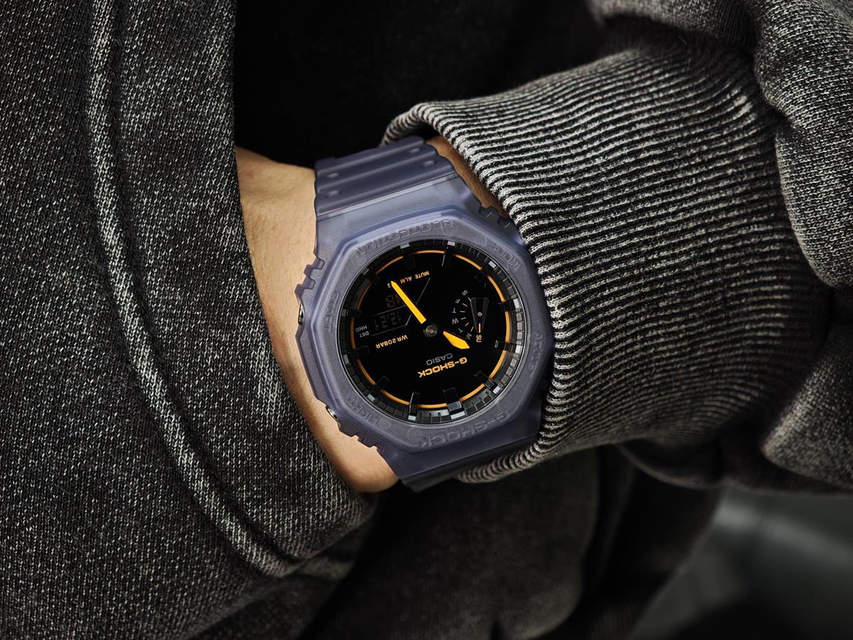 カシオ Gショック GA-2100K-2AJFスモークライトコンセプトモデル CASIO G-SHOCK 公式サイト掲載店【0126】【rx01】【店頭受取可能商品】