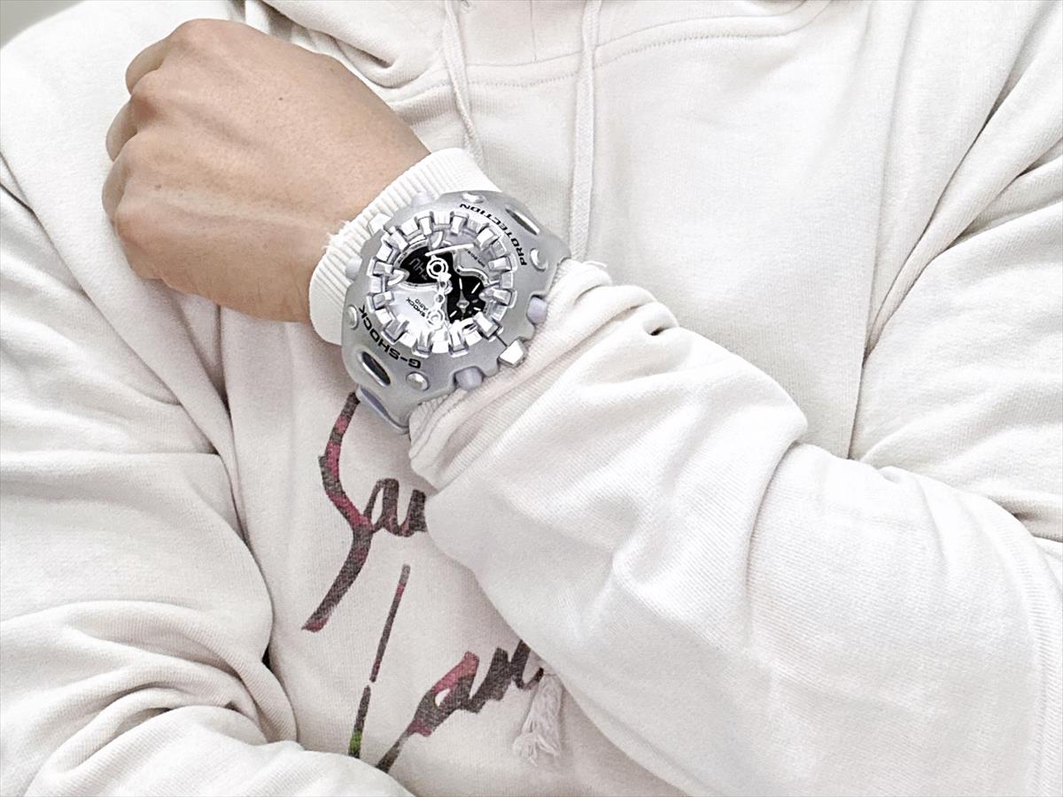 カシオ Gショック GA-V01A-8AJF 10年バッテリー搭載 ショックリリース CASIO G-SHOCK 公式掲載店 XG 【0425】【店頭受取可能商品】