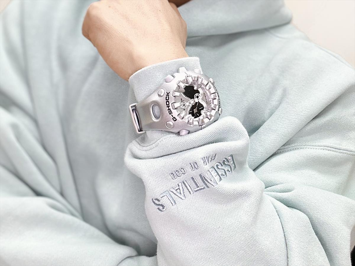 カシオ Gショック GA-V01A-8AJF 10年バッテリー搭載 ショックリリース CASIO G-SHOCK 公式掲載店 XG 【0425】【店頭受取可能商品】