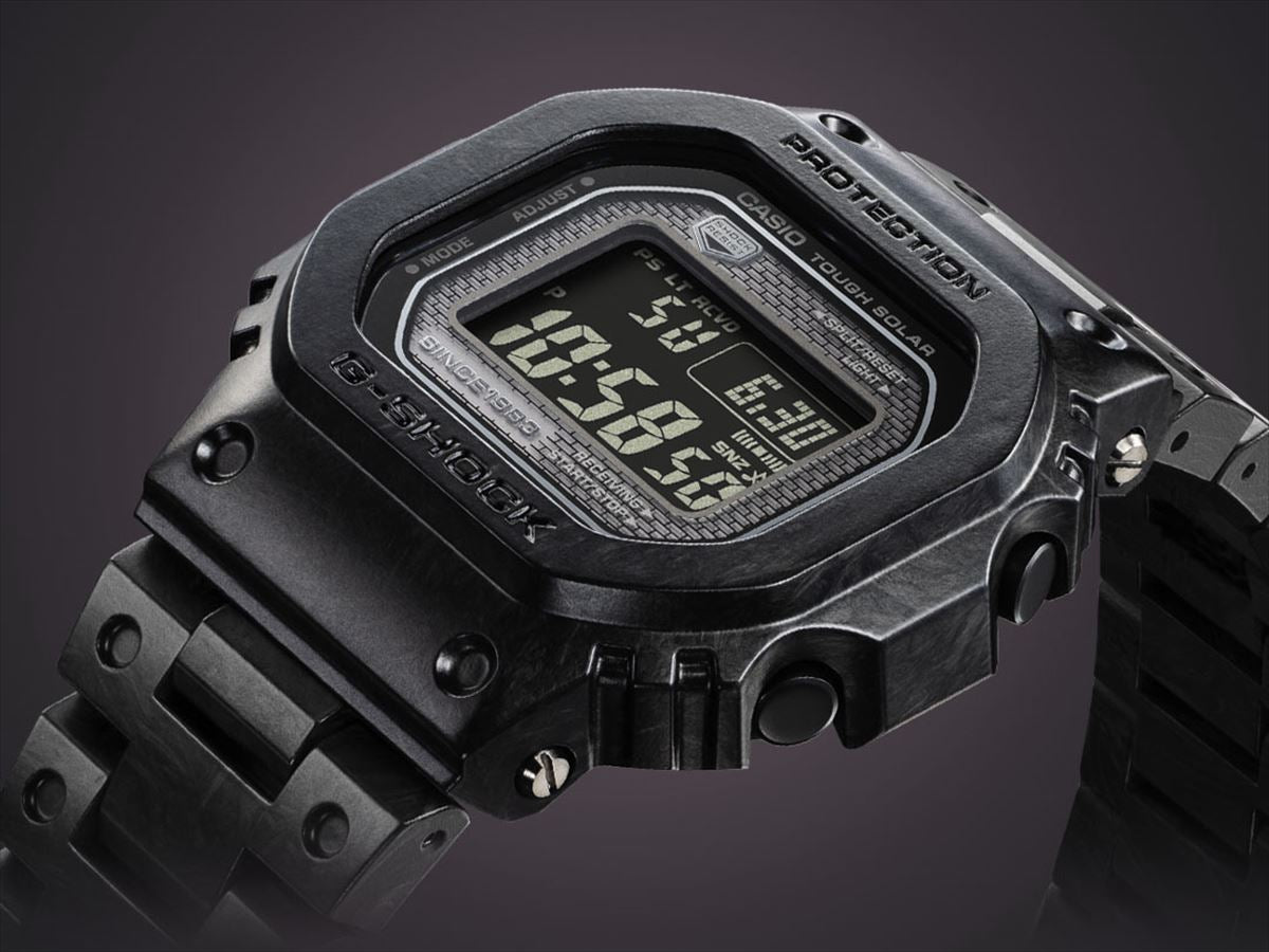 カシオ Gショック  GCW-B5000UN-1JR フォージドカーボン G-SHOCK CASIO