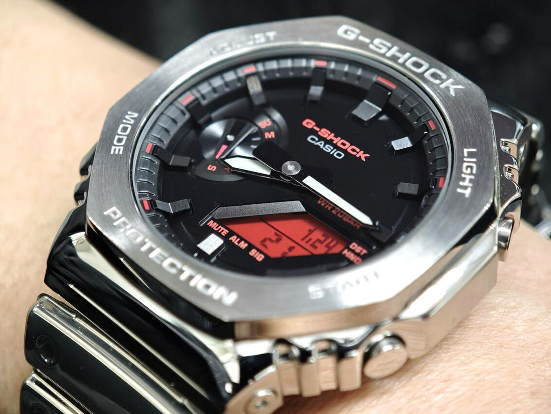 カシオ Gショック アイコニックスタイル GM-2100YRA-8AJF シルバーメタルベゼル レッド液晶 ファインメタリックシリーズ Iconic Styles CASIO G-SHOCK 公式サイト掲載店【0226】【店頭受取可能商品】