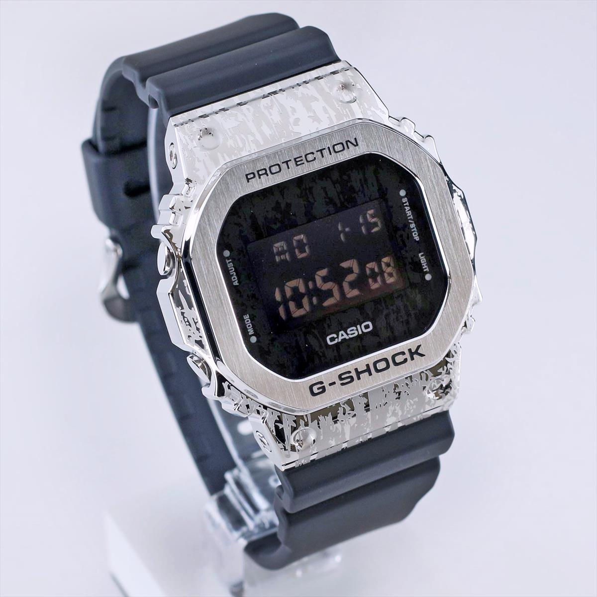 カシオ Gショック GM-5600GC-1JF カシオモデル GRUNGE CAMOUFLAGE シリーズ CASIO G-SHOCK WEB限定モデル