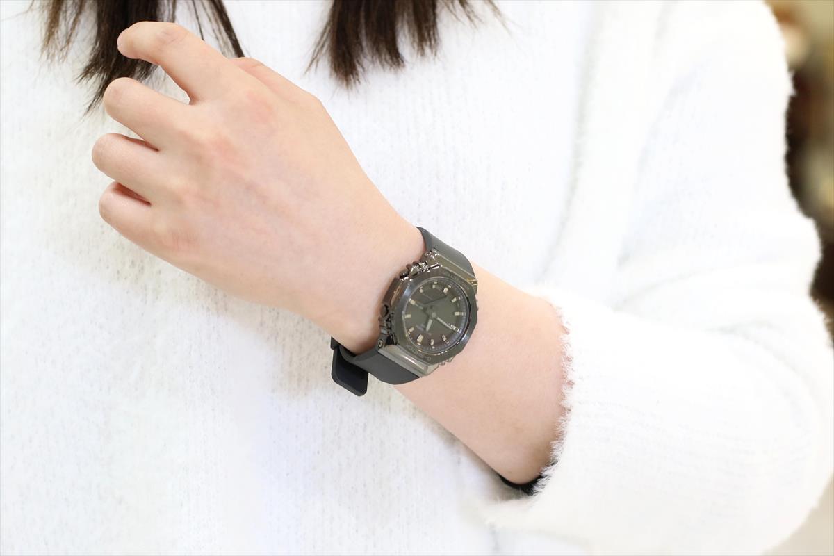 カシオ Gショック GM-S2110B-8AJF ミッドサイズ WOMEN CASIO G-SHOCK公式掲載店【0125】_10spl【店頭受取可能商品】