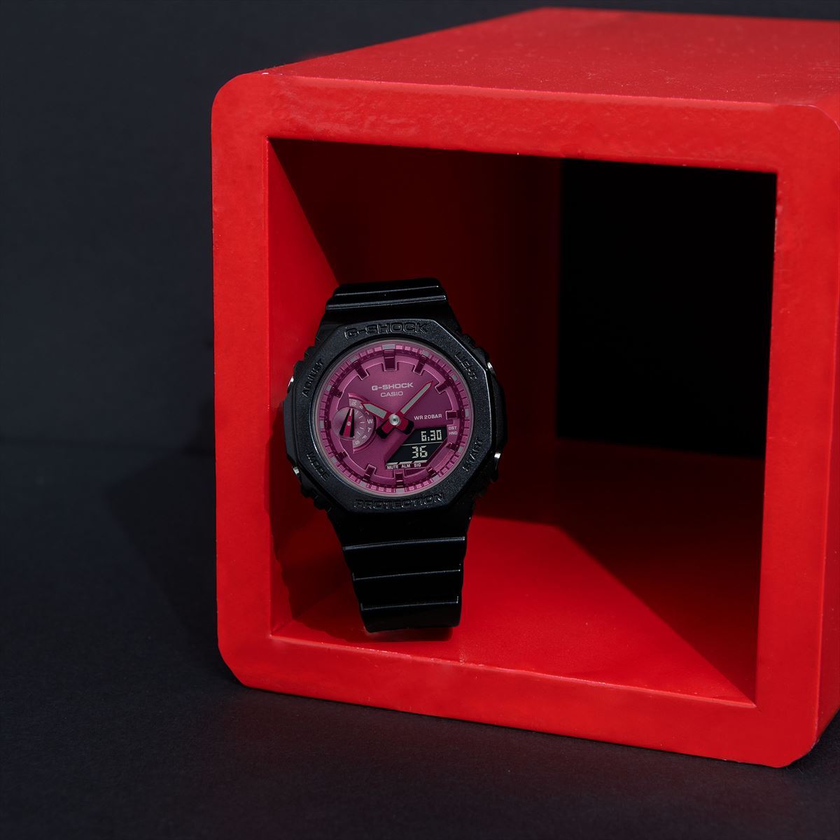 カシオ Gショック GMA-S2100RB-1AJF ミッドサイズ Black＆Red G-SHOCK CASIO 腕時計  WEB限定モデル