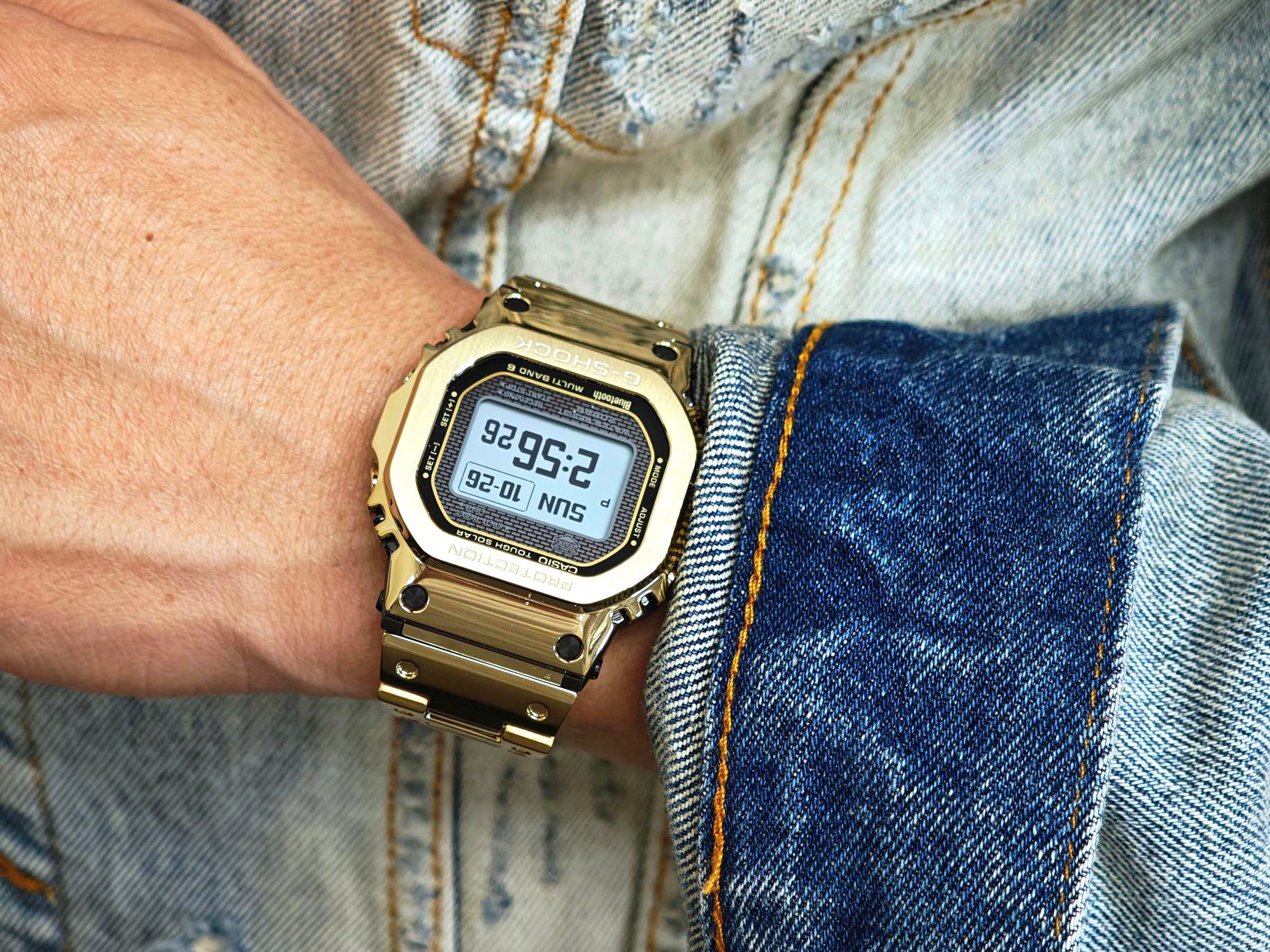 カシオ Gショック GMW-BZ5000GD-9JF  MIP液晶 アプリ連携 フォント切替え機能 フルメタル 山形カシオ製造モデル  CASIO G-SHOCK公式掲載店【1125】※11月14日発売予定