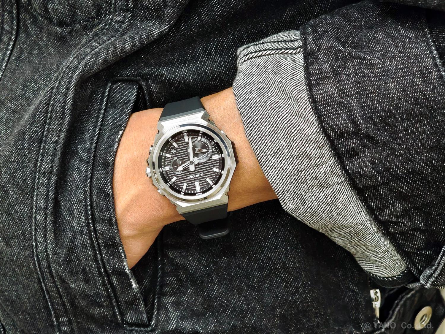 カシオ Gショック CASIO G-SHOCK G-STEEL GST-B1000-1AJF ブラック メタルベゼル ウレタンバンド ソーラー モバイルリンク機能 メンズ 腕時計 watch ミニマルデザイン 公式サイト掲載店  【0826】8月7日発売予定【店頭受取可能商品】