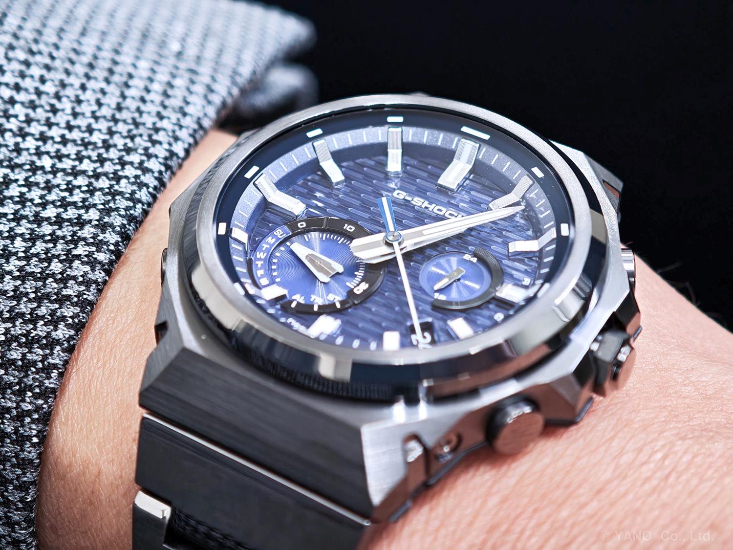カシオ Gショック G-STEEL GST-B1000BD-2AJF ブラックIP ブルー文字板 タフソーラー Bluetooth メタルバンド メンズ 腕時計  CASIO G-SHOCK公式掲載店【0626】【店頭受取可能商品】