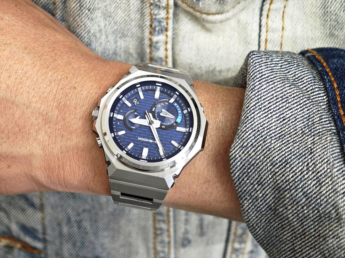 カシオ Gショック G-STEEL GST-B1000D-2AJF SLEEK STYLE ミニマル メタル DW-5000C継承 タフソーラー Bluetooth メンズ CASIO G-SHOCK公式掲載店【1125】【rx01】※11月21日発売予定