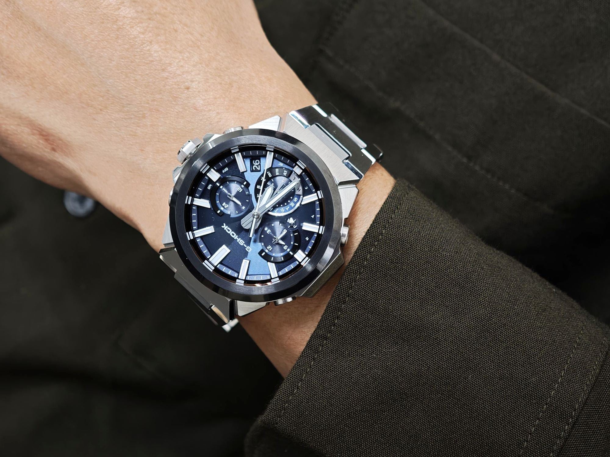 GST-W1000AD-2AJF