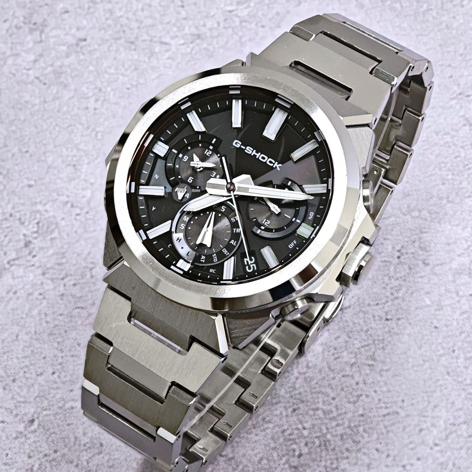 GST-W1000D-1AJF