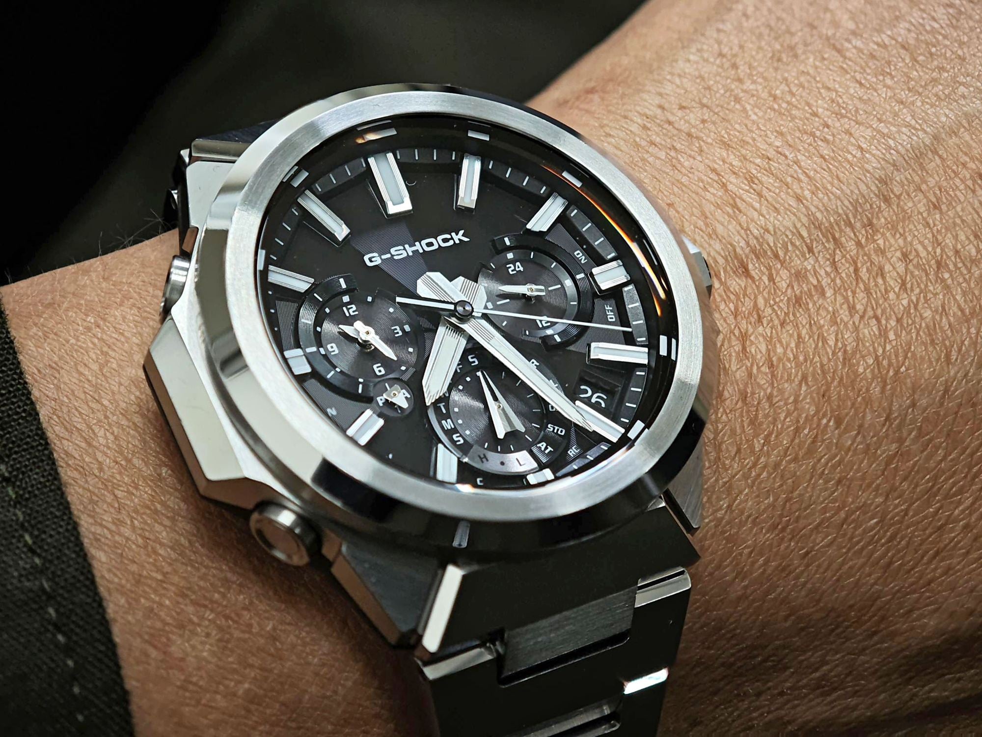 GST-W1000D-1AJF