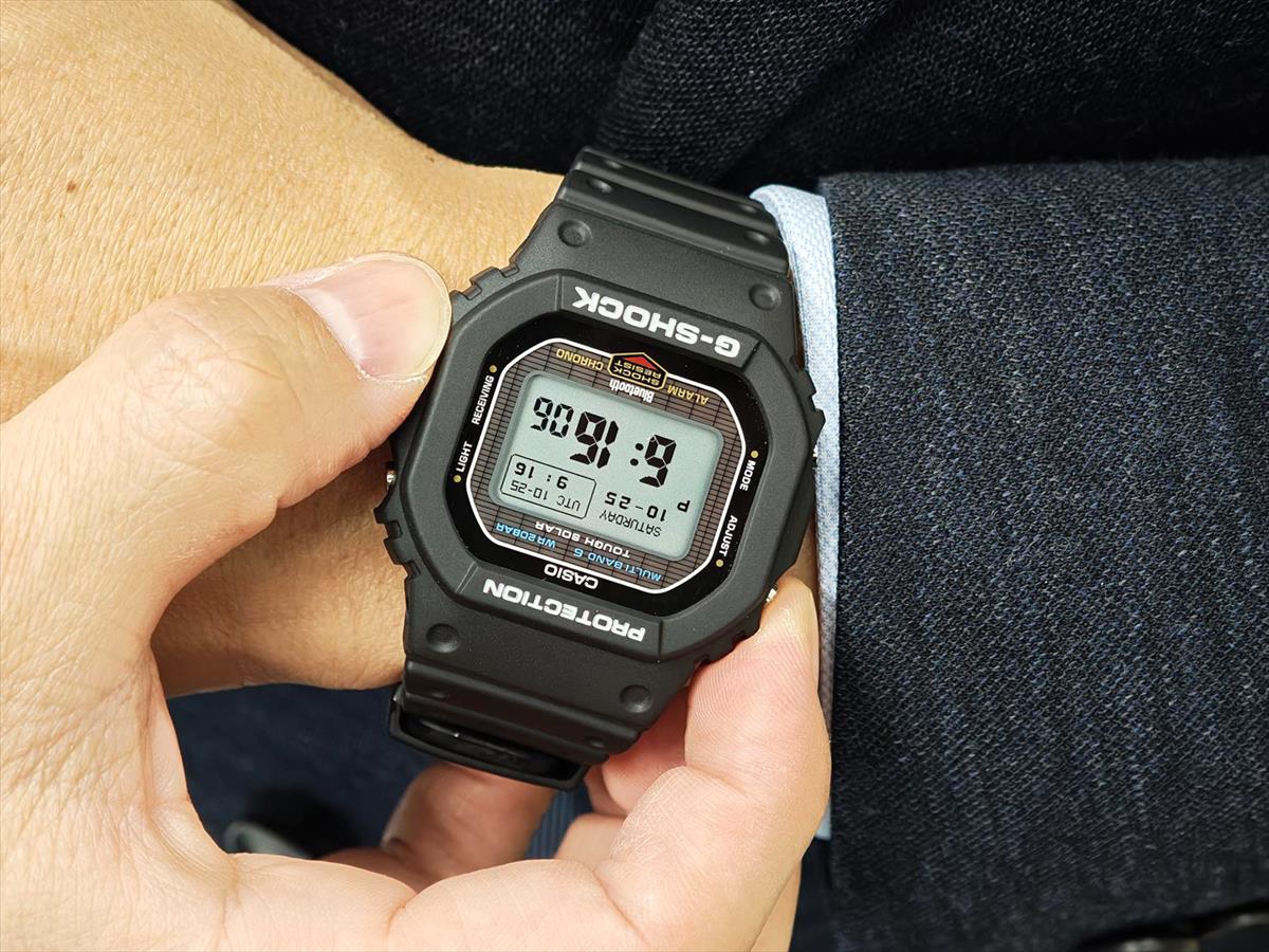 カシオ Gショック GW-BX5600-1JF MIP液晶 フォント切替 電波 ソーラー CASIO G-SHOCK 公式サイト掲載店【1125】【cx01】【店頭受取可能商品】