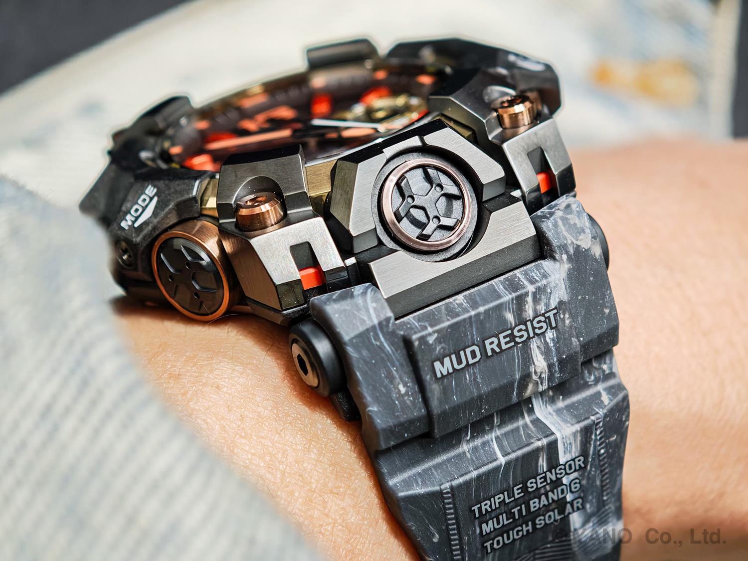 G-SHOCK MASTER OF G MUDMASTER GWG-B1000MG-1A9JR Magma Gold マッド