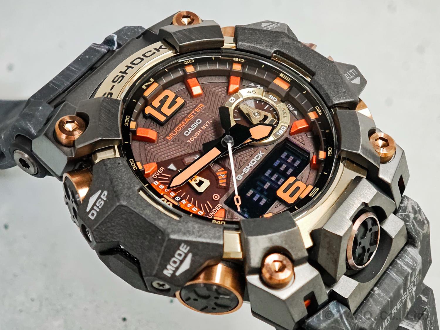 G-SHOCK MASTER OF G MUDMASTER GWG-B1000MG-1A9JR Magma Gold マッドマスター トリプルセンサー 電波ソーラー Bluetooth CASIO G-SHOCK 公式サイト掲載店【0526】【店頭受取可能商品】