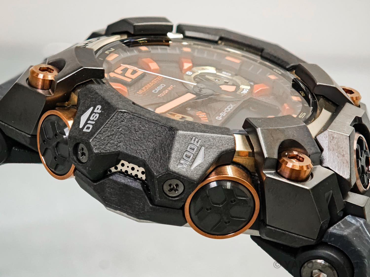 G-SHOCK MASTER OF G MUDMASTER GWG-B1000MG-1A9JR Magma Gold マッドマスター トリプルセンサー 電波ソーラー Bluetooth CASIO G-SHOCK 公式サイト掲載店【0526】【店頭受取可能商品】