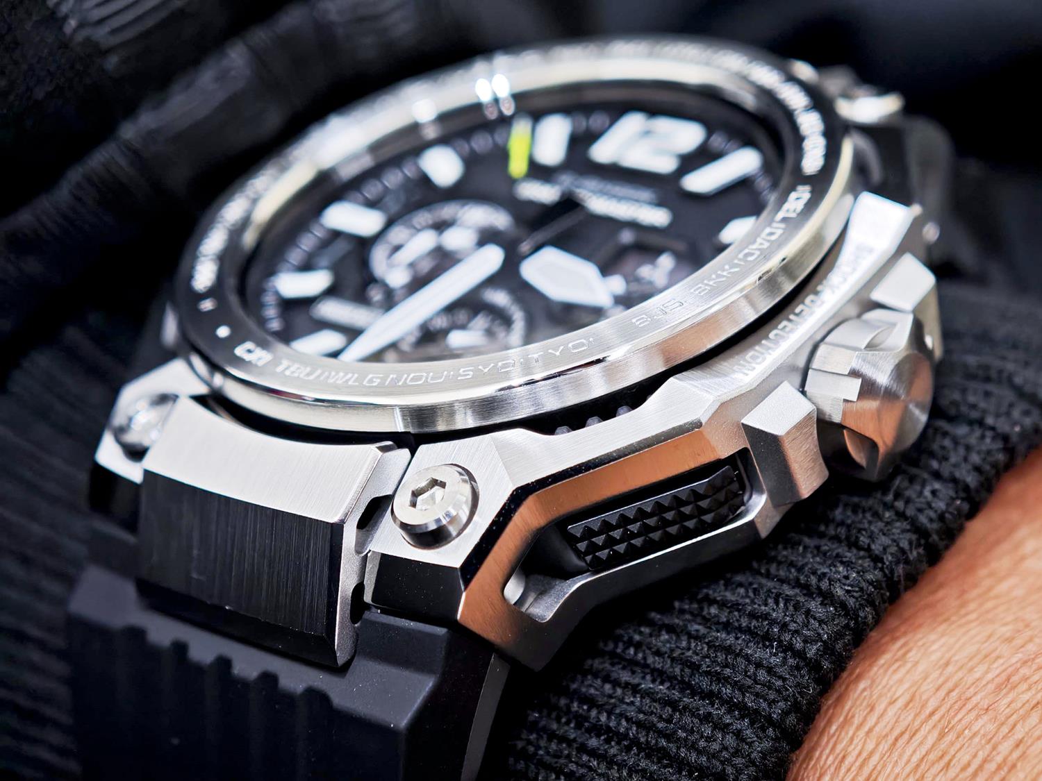 カシオ Gショック GWR-B3000-1AJF マスターオブG グラビティマスター タフムーブメント TOUGH MVT.2 針位置自動補正機能 電波ソーラー スマートフォンリンク  メンズ 腕時計 防水 watch ジーショック CASIO G-SHOCK 公式サイト掲載店【0726】※7月10日発売予定