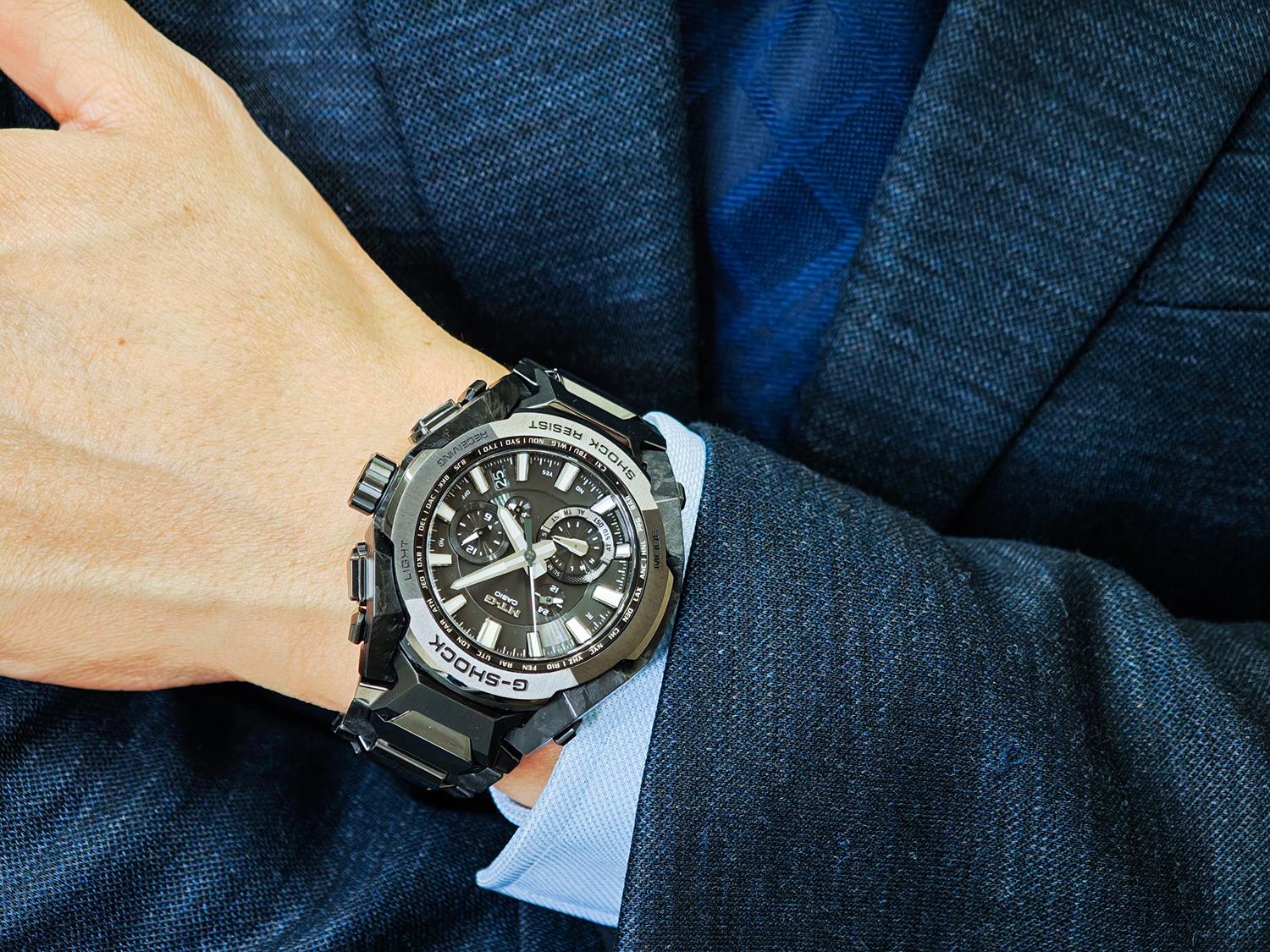 G-SHOCK MT-G MTG-B4000BD-1AJF レイヤーコンポジットバンド AI設計 Bluetooth搭載 電波ソーラー メンズ 腕時計 カシオ ジーショック G-SHOCK 公式サイト掲載店【0526】※5月15日発売予定【最長36回無金利ローン】【ウオッチケアクロス付き】