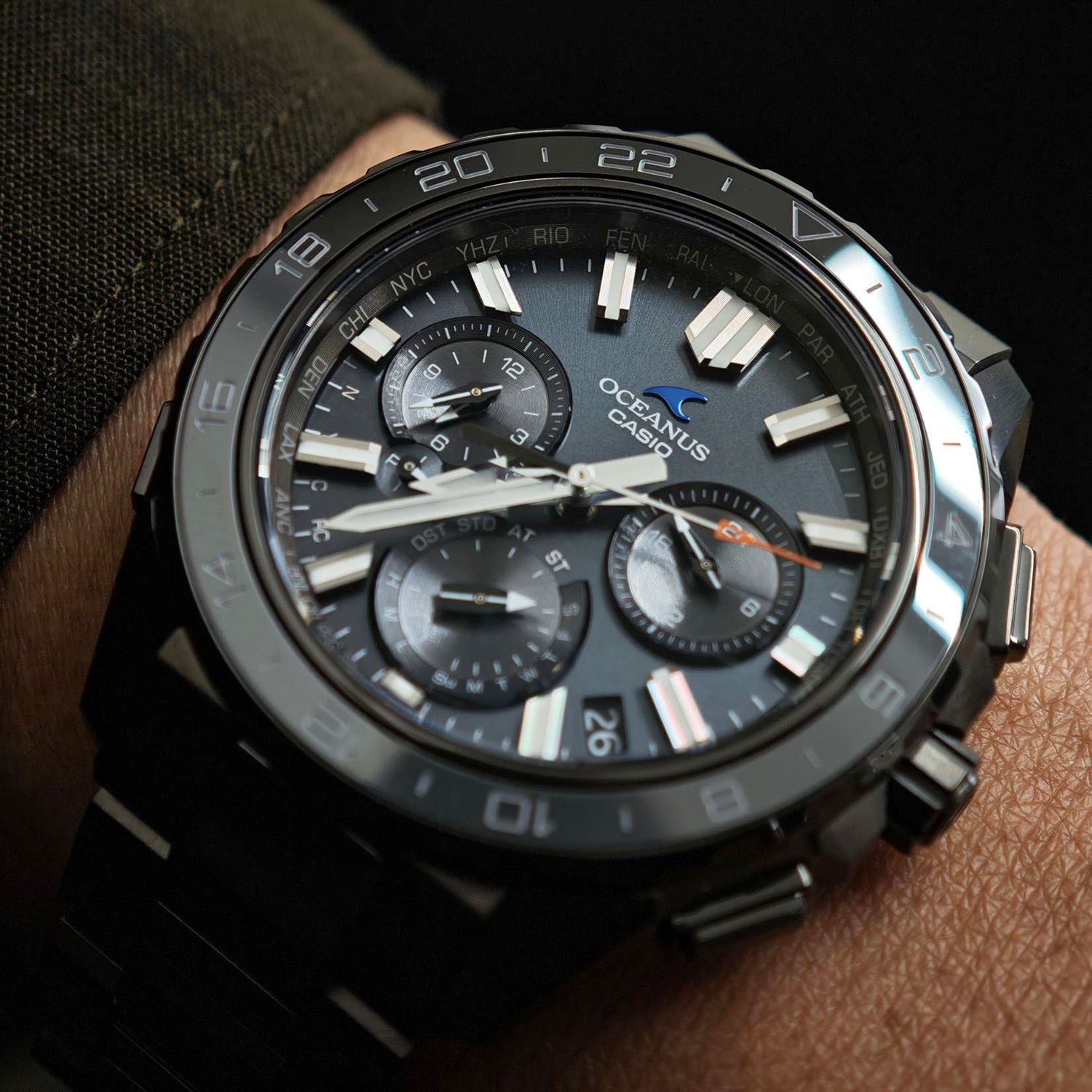 カシオ OCEANUS オシアナス OCW-P3000B-1AJF CACHALOT カシャロ 電波ソーラー Bluetooth チタン タイムゾーンナビゲーター 腕時計 国内正規品【1026】※10月16日発売予定【店頭受取可能商品】