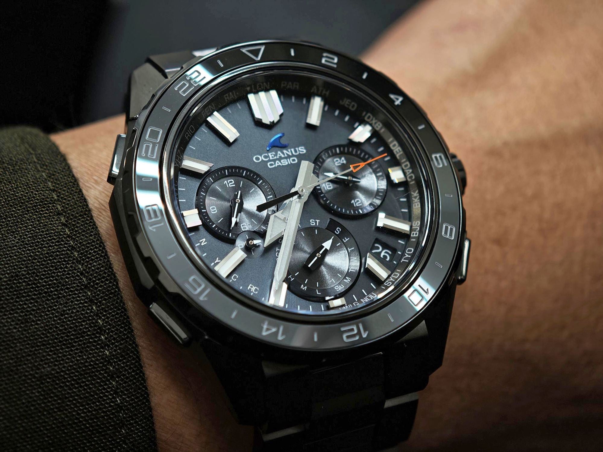 https://image.rakuten.co.jp/yano-online/cabinet/casio9/ocw-p3000b-1ajf_13.jpg