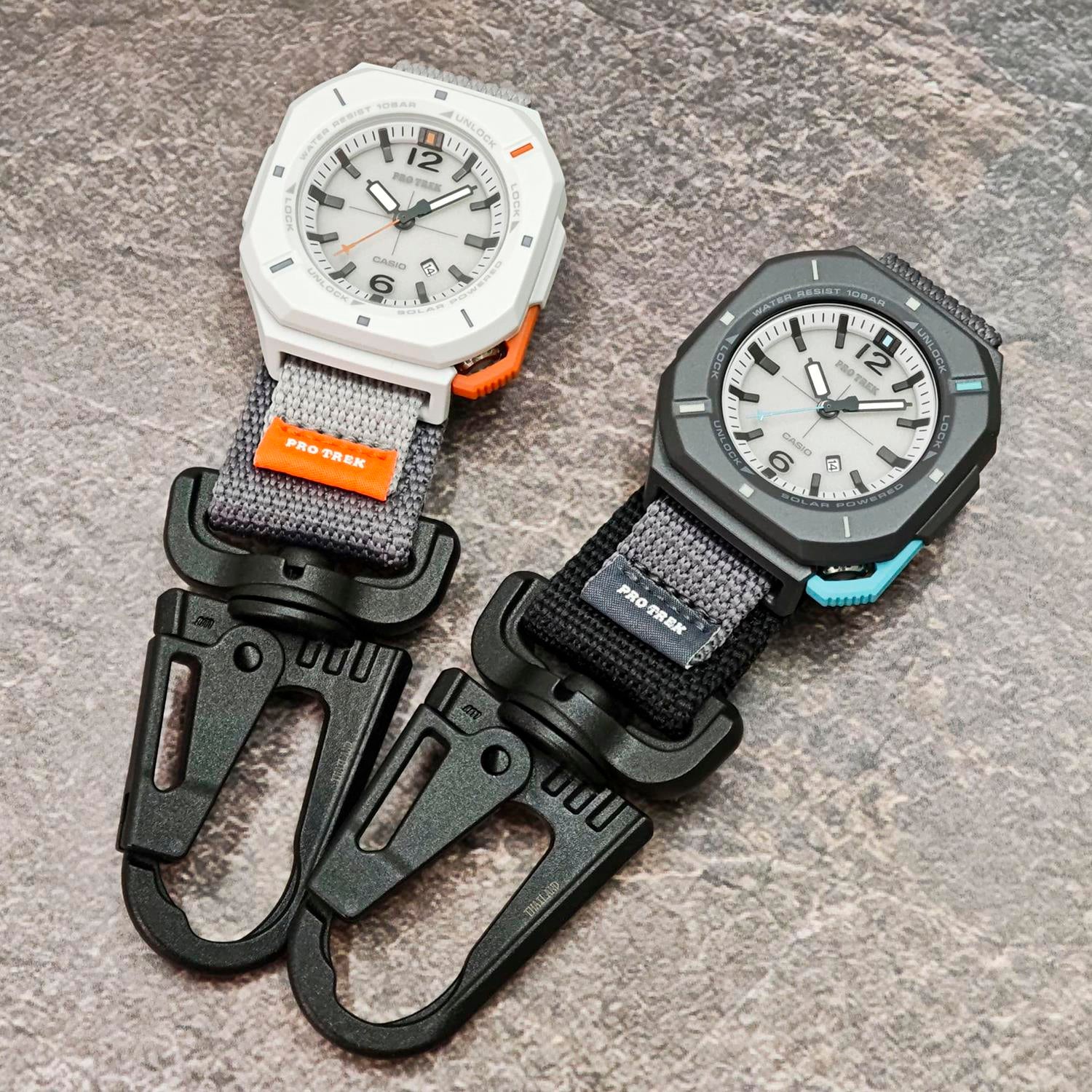 カシオ プロトレック PRO TREK Hiker Line PRJ-01AE-7JR カラビナアタッチメント付属 ソーラー 防水 バイオマスプラスチック アナログ 腕時計 アウトドア キャンプ 登山 トレッキング コンパクト 【0726】※7月10日発売予定