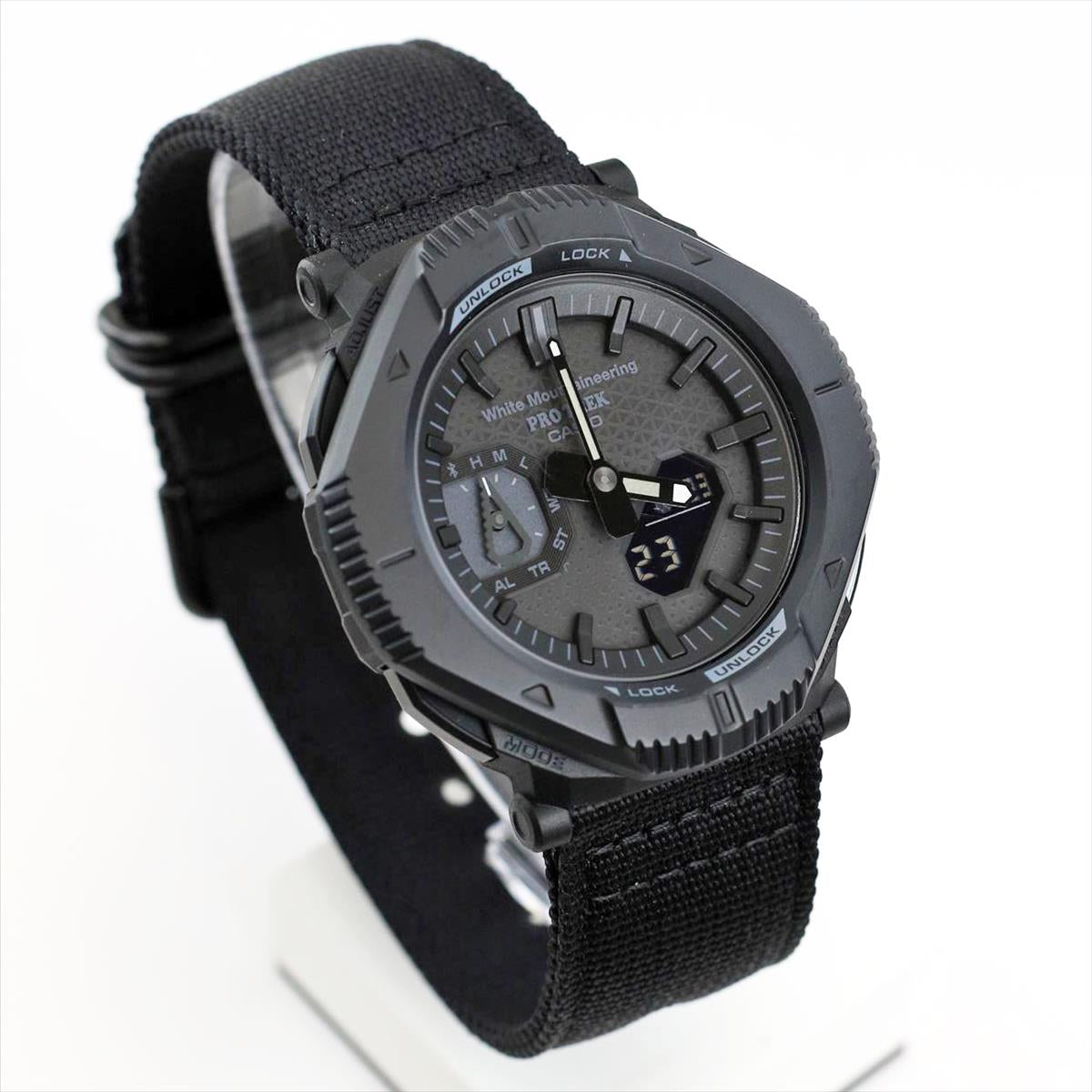 カシオ プロトレック PRJ-B001WM-1JR ホワイトマウンテニアリング White Mountaineering® コラボ CASIO PRO TREK 【1124】【cx01】